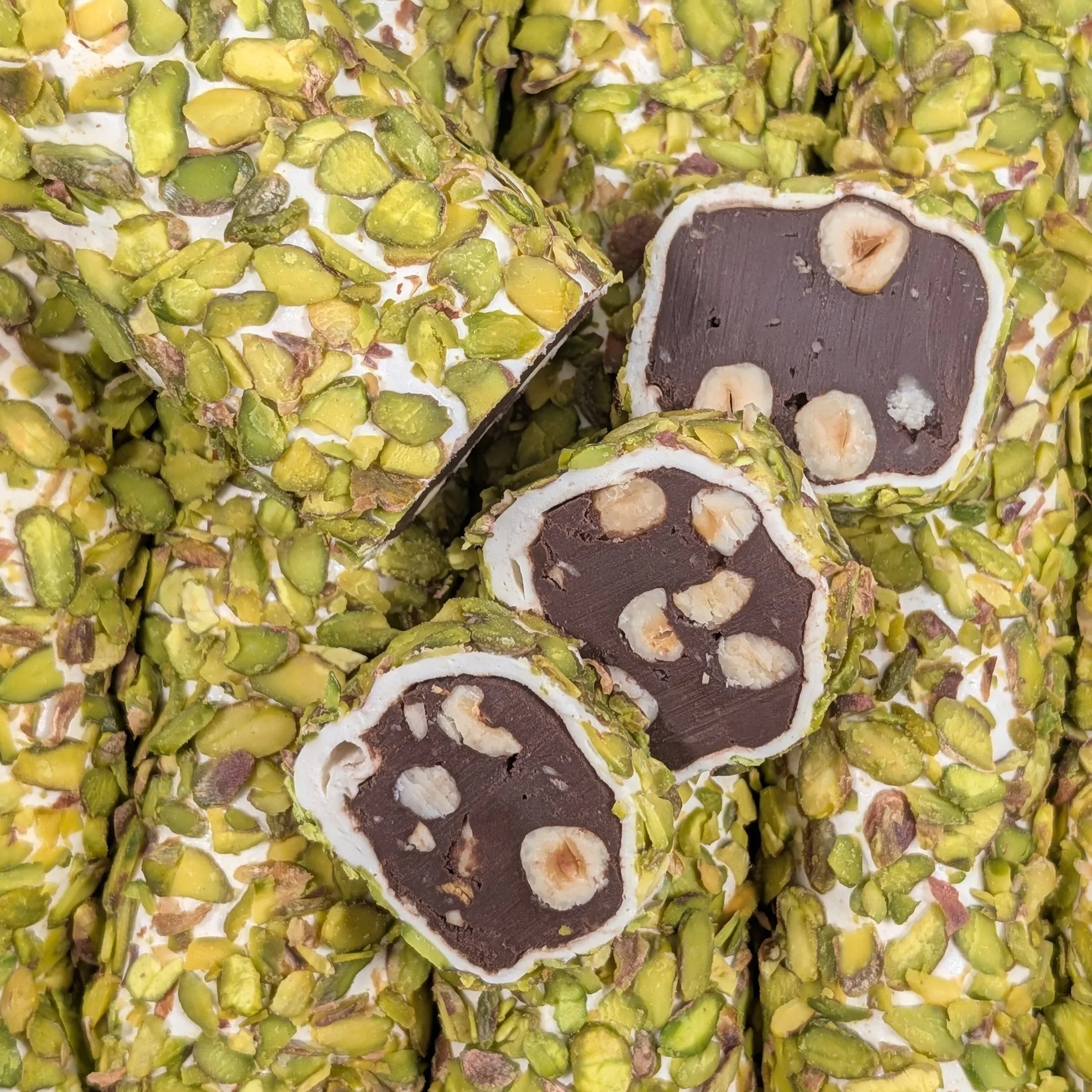 marveli-mellow-chocolate-cream-pistachio-turkish-delight-2.jpg.jpg
