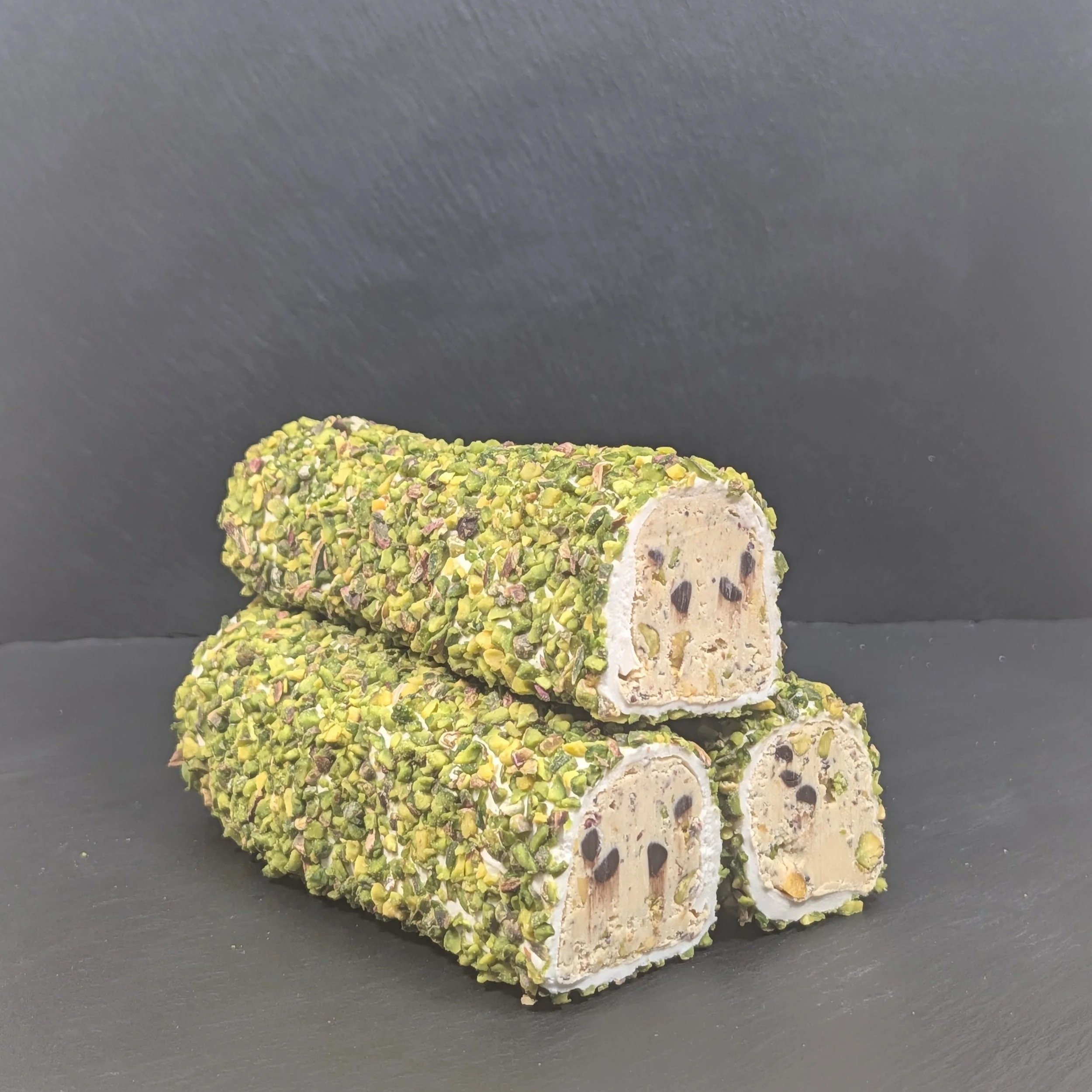 Turkish Delight Mellow with Pistachio-Hazelnut Cream & Crushed Pistachios
