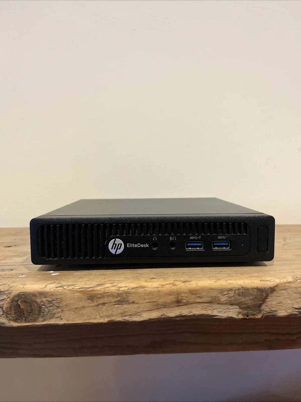Hp Elitedesk 705 G3 - Pro A10-877DE, 8gb Ram, 120gb SSD, Windows 11 Installed!