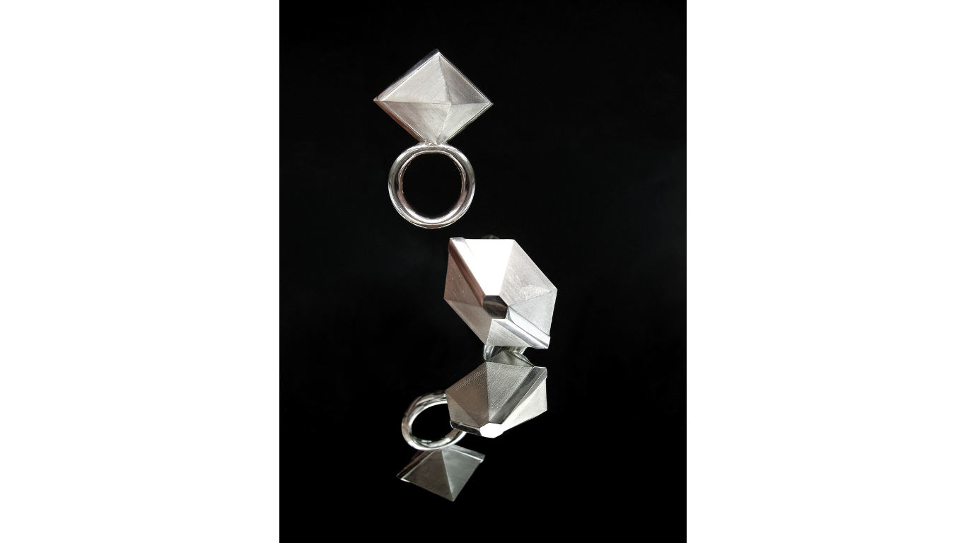 Crystal shaped silver ring showed in different angles by Simone Brewster
