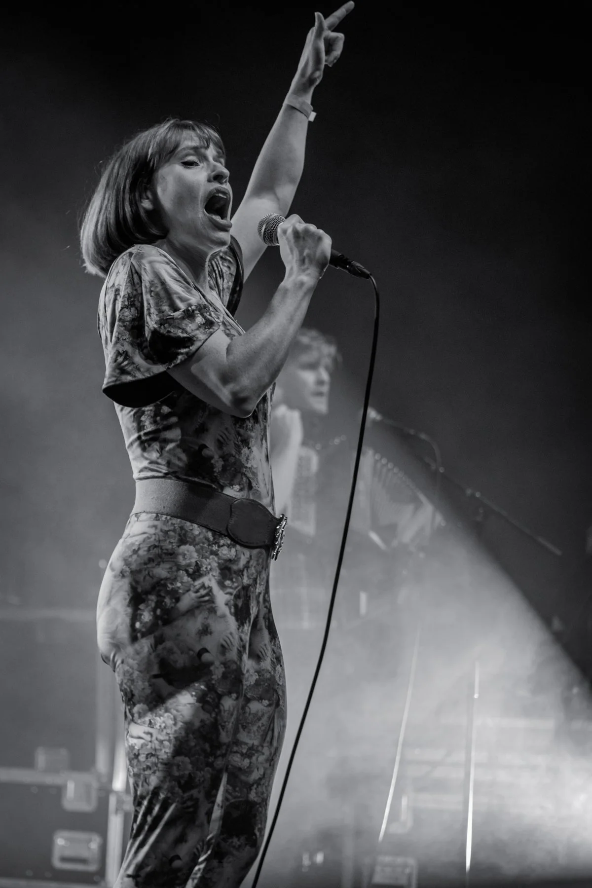 6.SkinnyLister_underneaththestars_juandeleon-padmore_seasonsentwinedphotography10.jpg