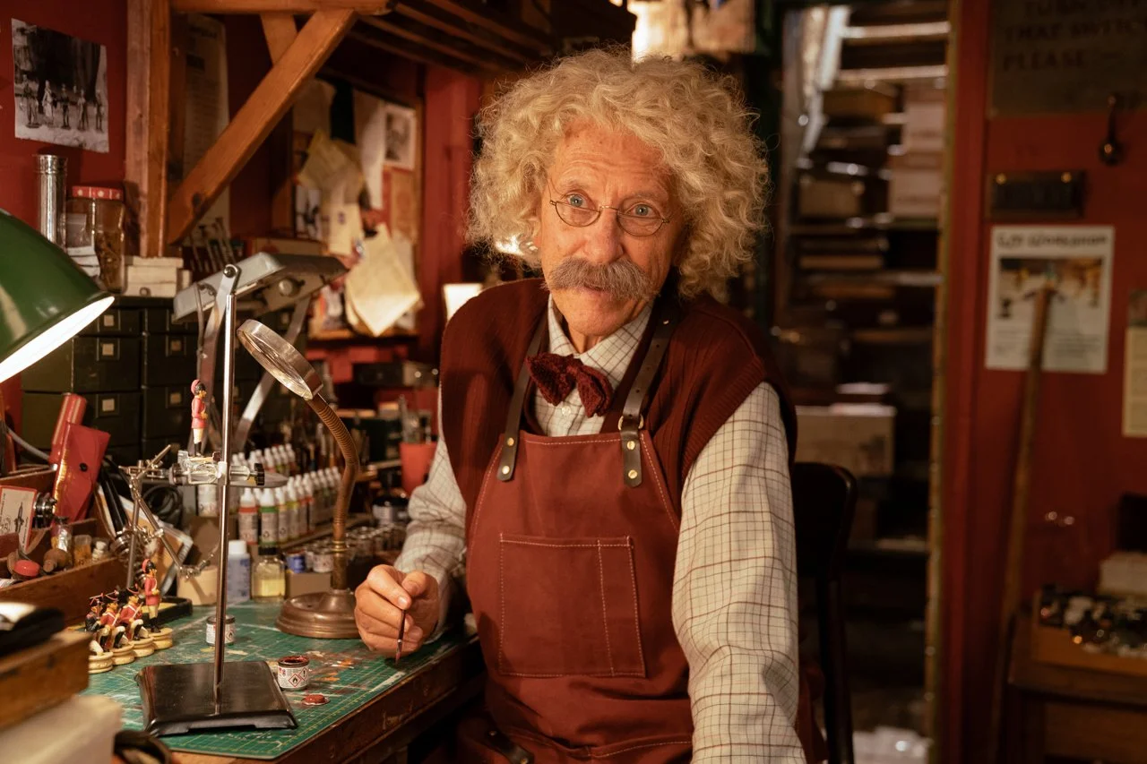 Richard E. Grant as Mr Hopkins