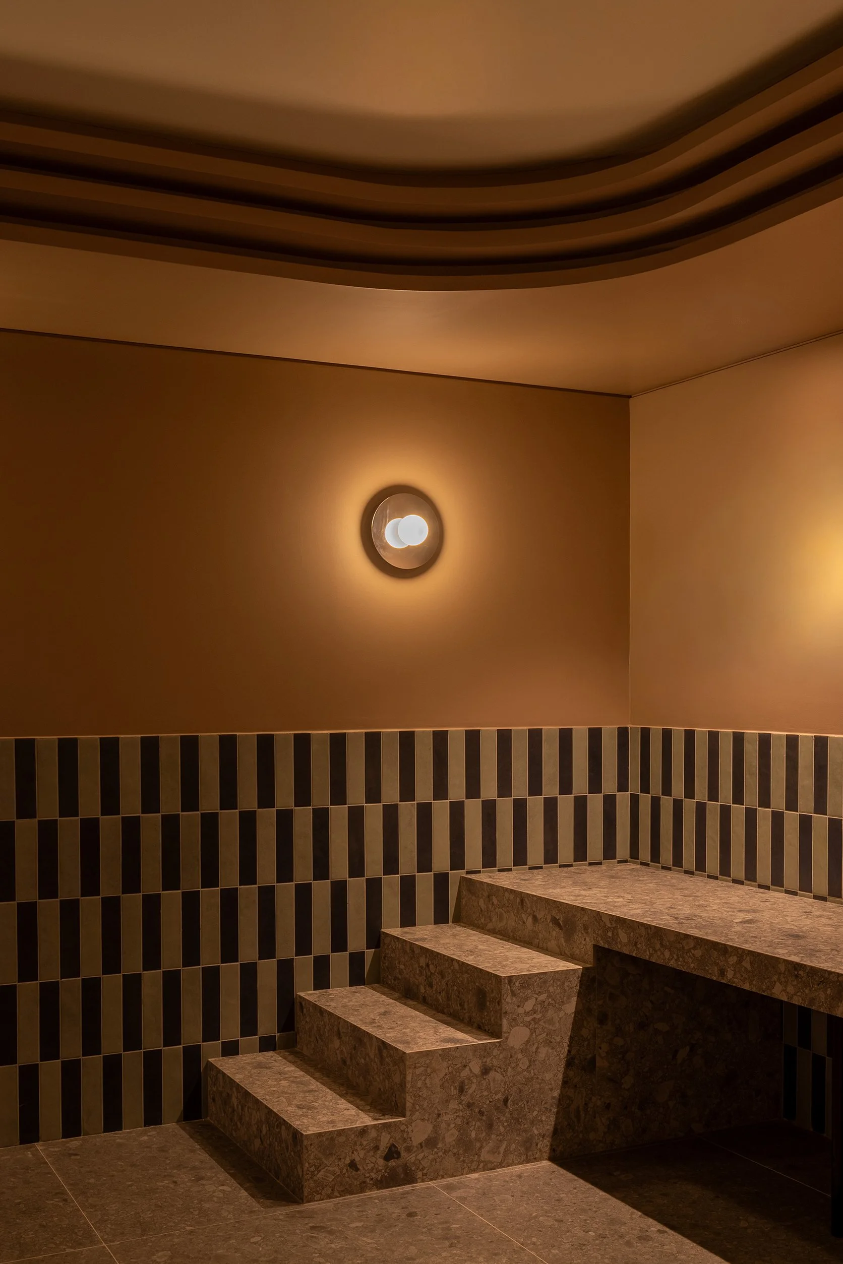 0F8A6909-HDR copy.jpg