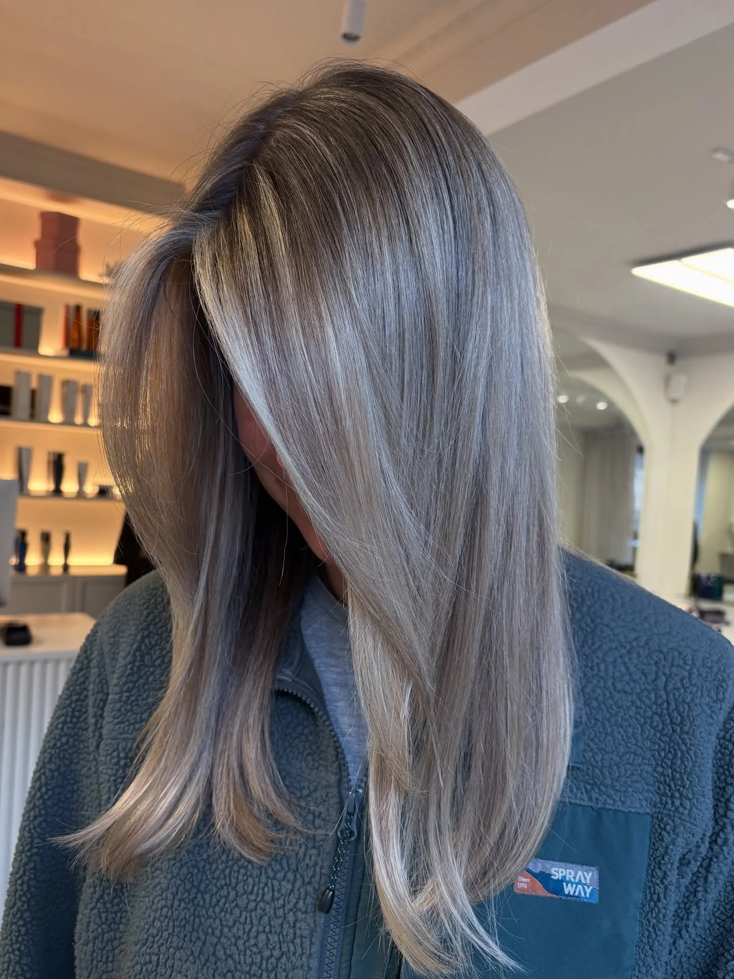 🩷🙏🙃🩷🙏🙃🩷

#blondehighlights #blondespecialist #fris&ouml;rstockholm