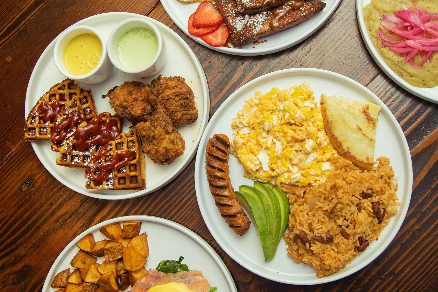 Brunch o’clock at Puertas 🍳✨
Latin comfort, good vibes, and all your favorites — see you this weekend!
📍8324 Third Ave
Bay Ridge, Brooklyn