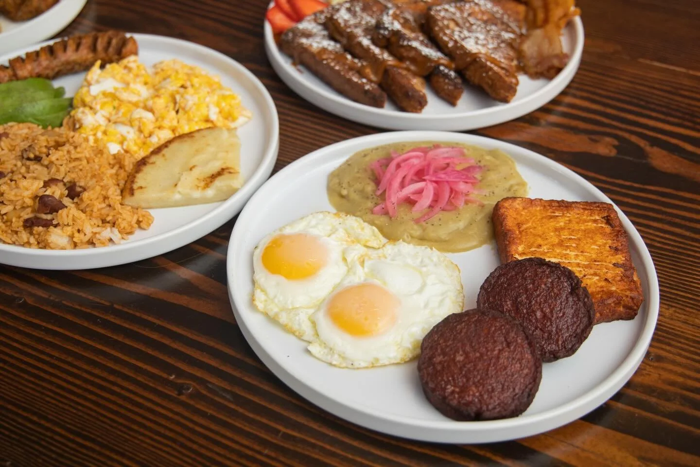 Not just brunch&hellip; it&rsquo;s a tradition 🇩🇴✨

12-4PM
Dinner 4-10PM
📍8324 3rd Ave