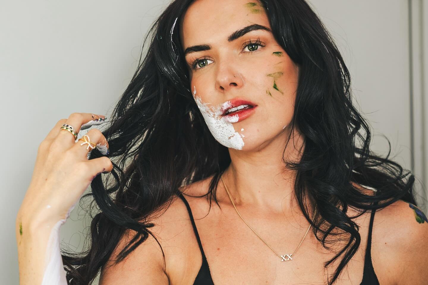 Yes, it&rsquo;s my face.

No, I don&rsquo;t usually look this clean.

I paint things. I feel things. I occasionally remember to brush my hair. I am The Sassy Crayon. 

Finally going to be putting my website back up and live this week - and prices are