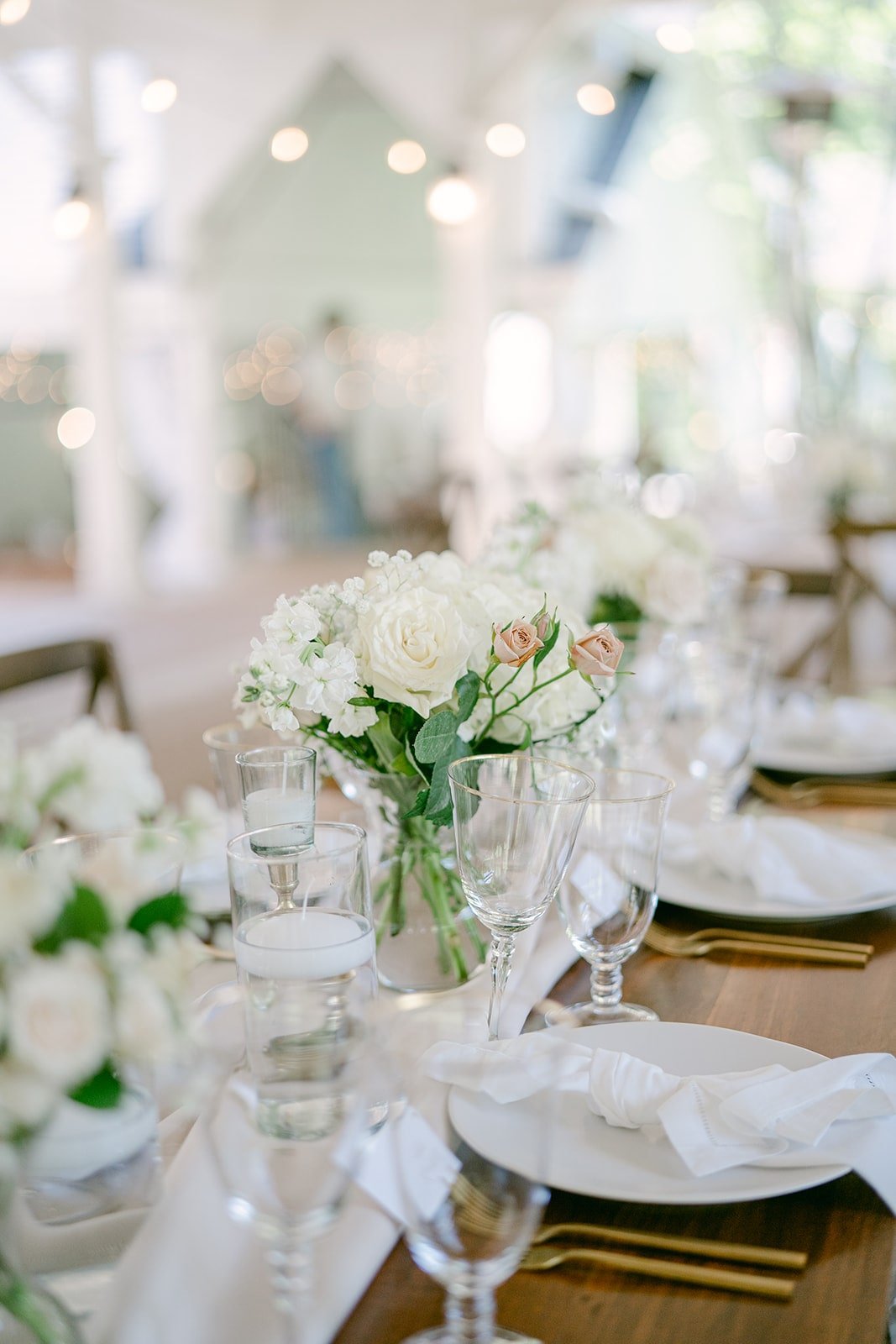 nashville wedding - all white wedding reception - florist in nashville.10.jpg