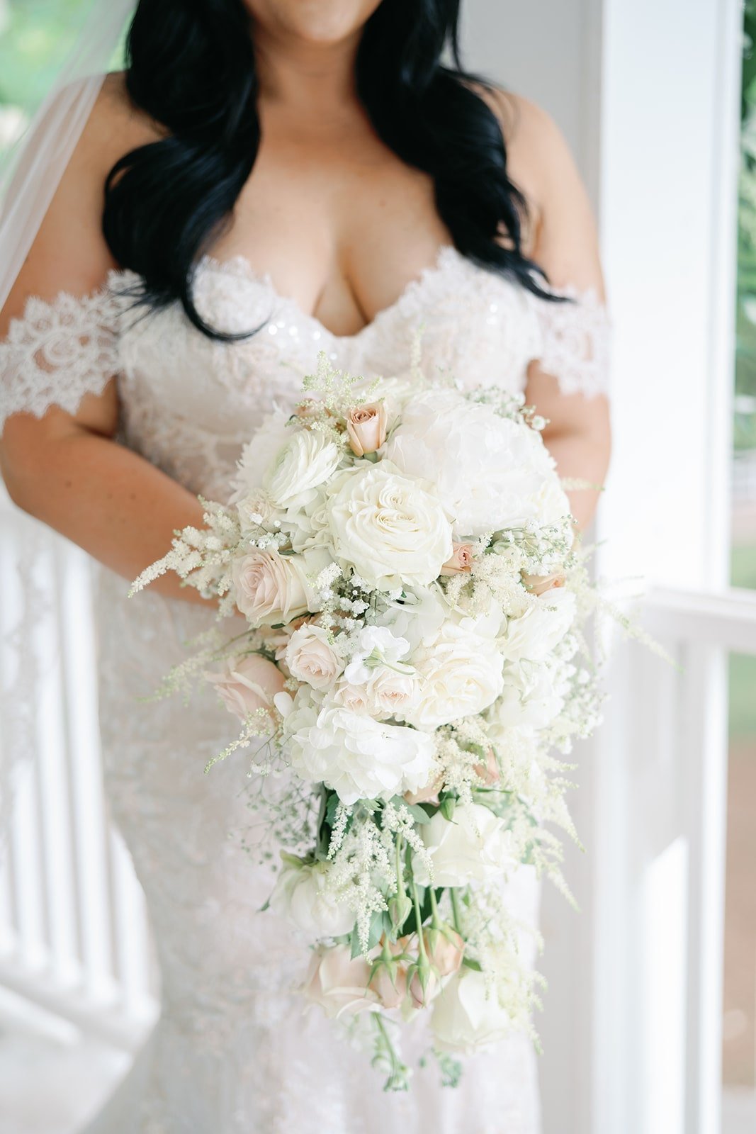 nashville wedding - all white wedding reception - florist in nashville. 7.jpg
