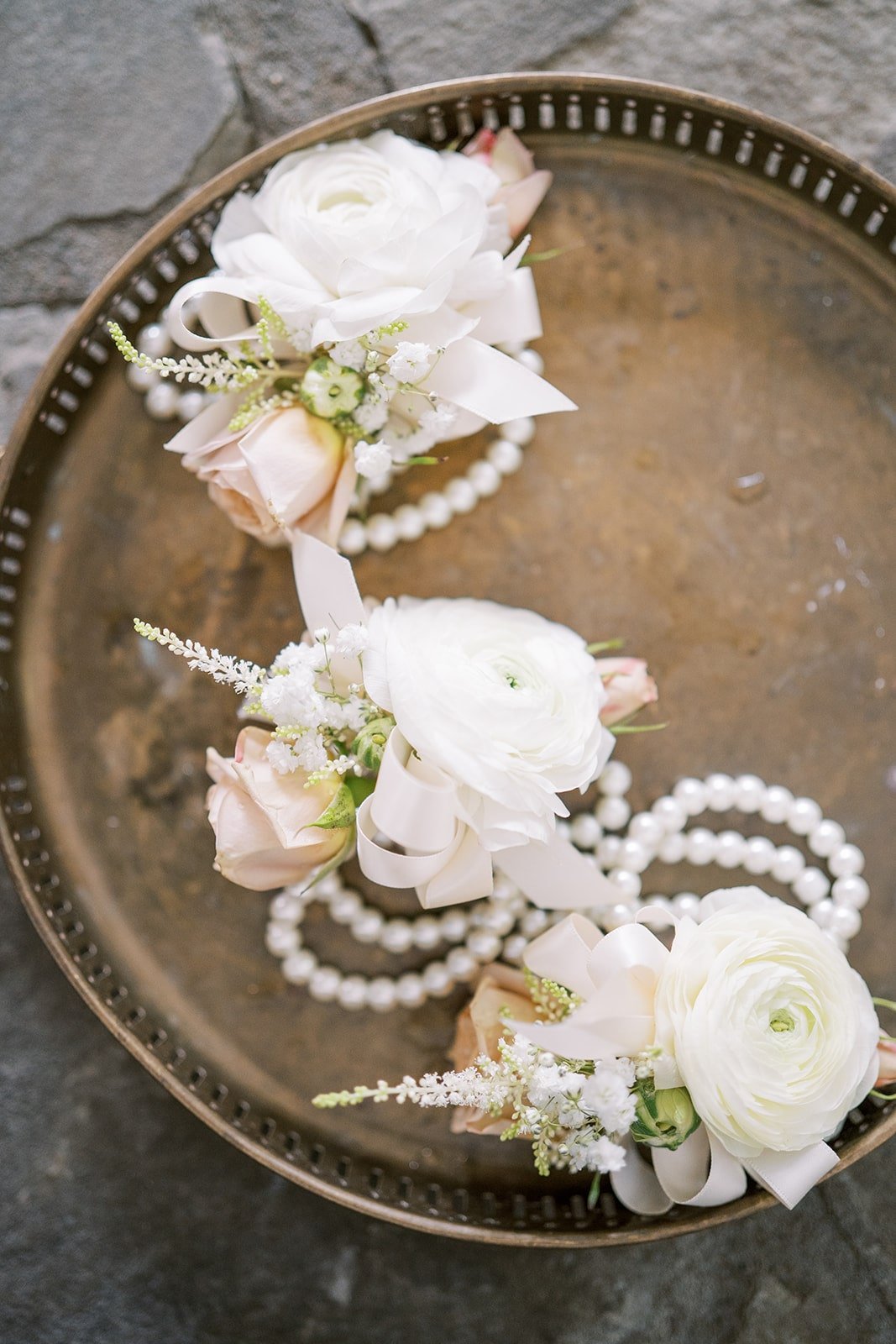nashville wedding florist - all white wedding flowers.jpg