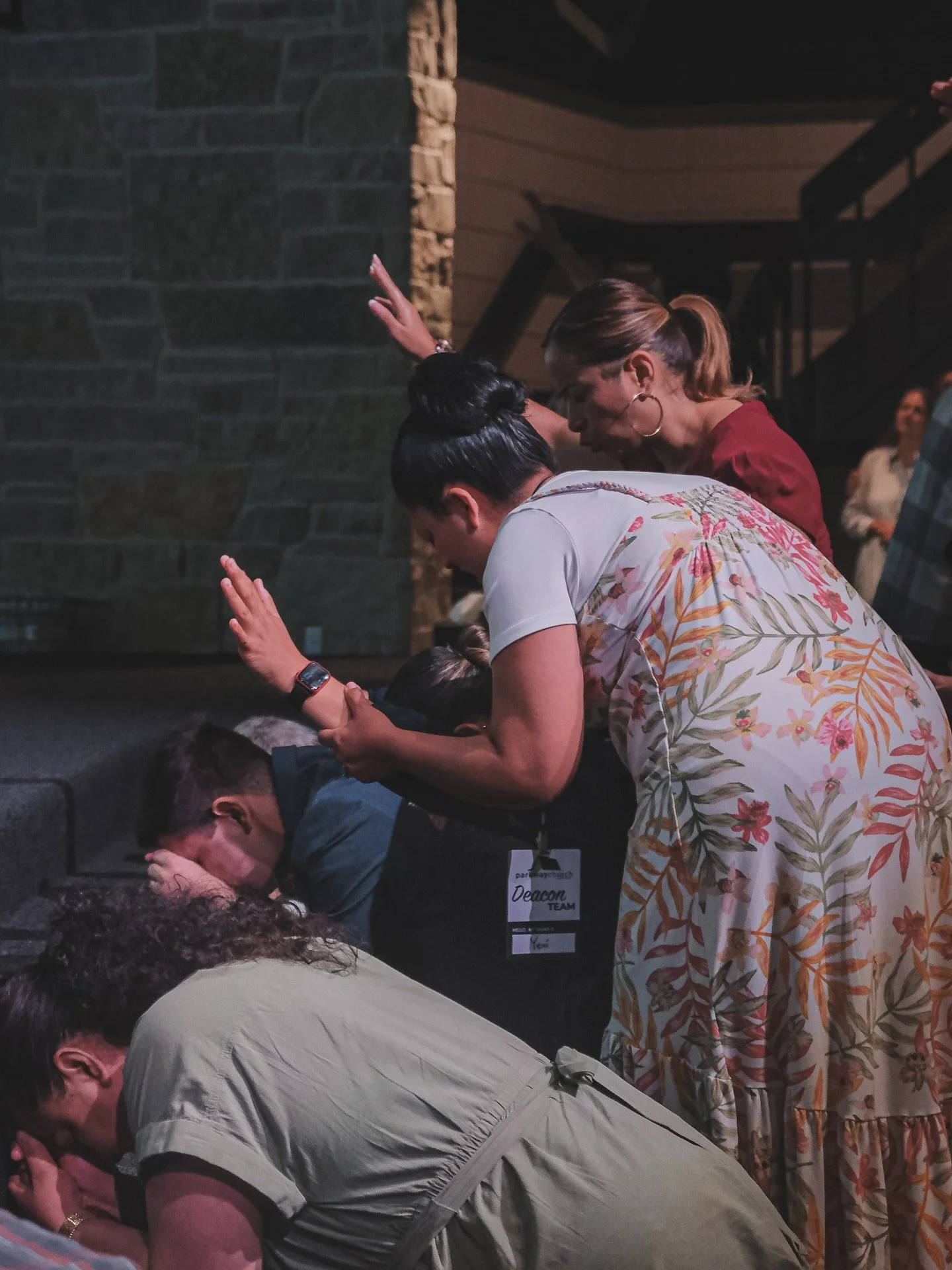 prayer-worship_Parkway-Church_Oak-Creek-WI (3).jpg