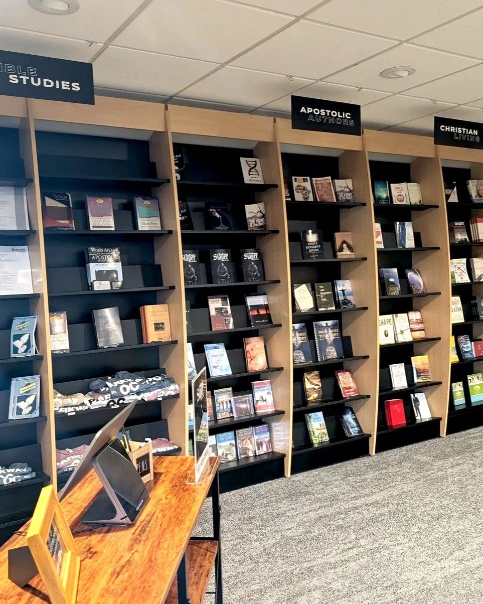 Bookstore_Parkway-Church-Oak-Creek-WI+%282%29.jpg
