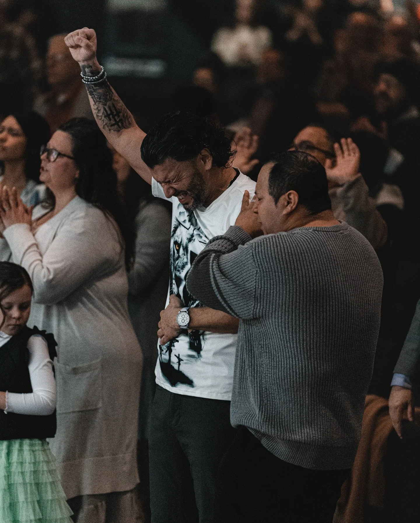 prayer-worship_Parkway-Church_Oak-Creek-WI.jpg