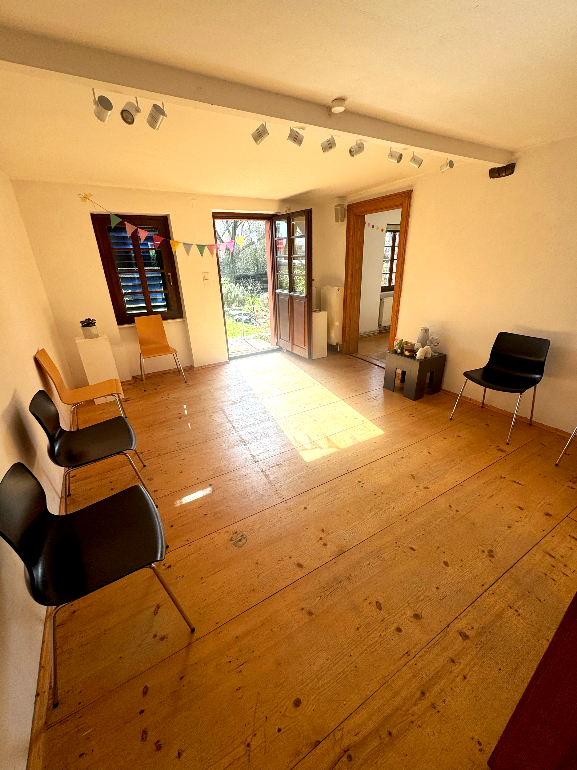 Hier dürfen die Eltern warten