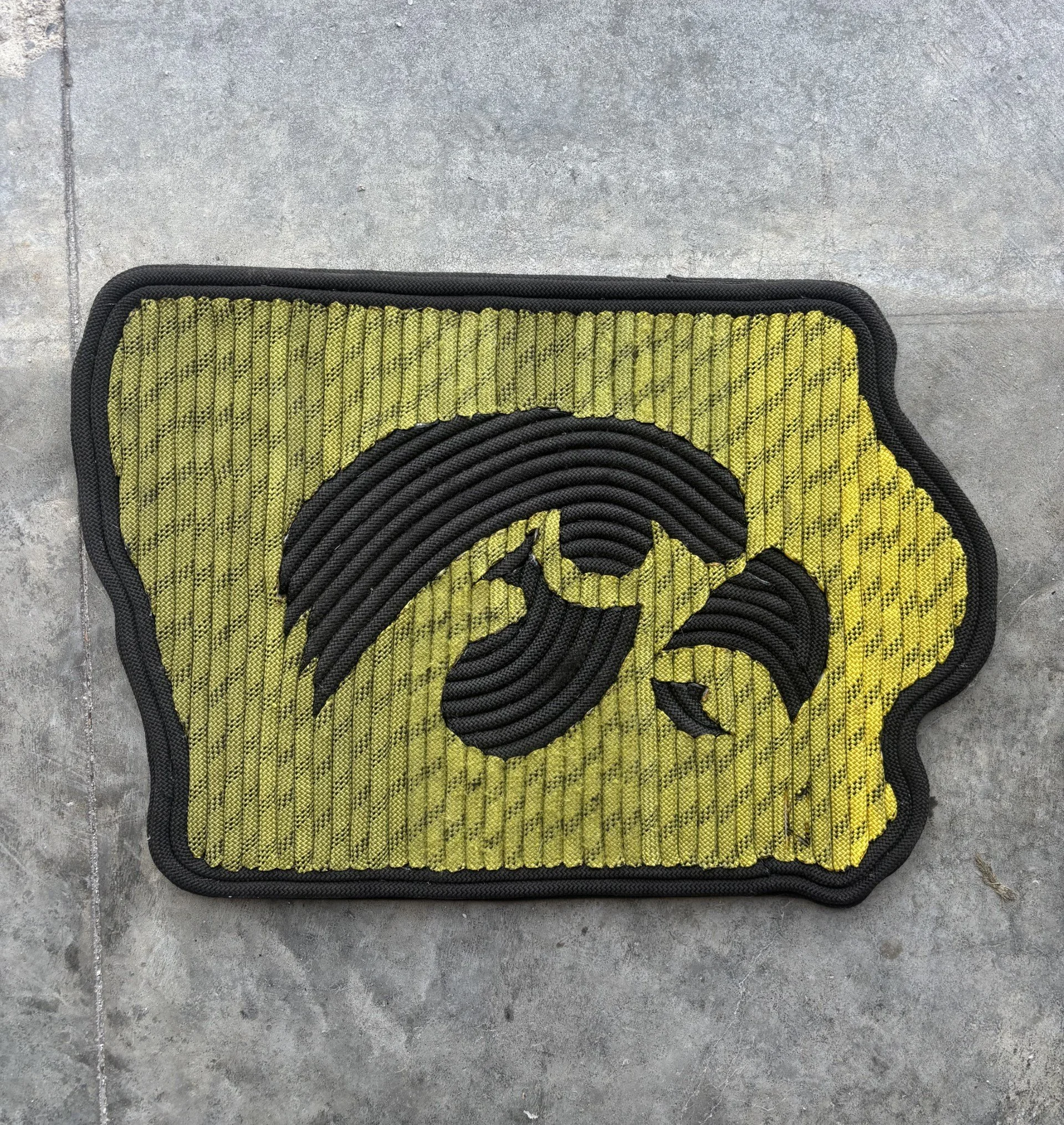 Iowa (Black Trim)