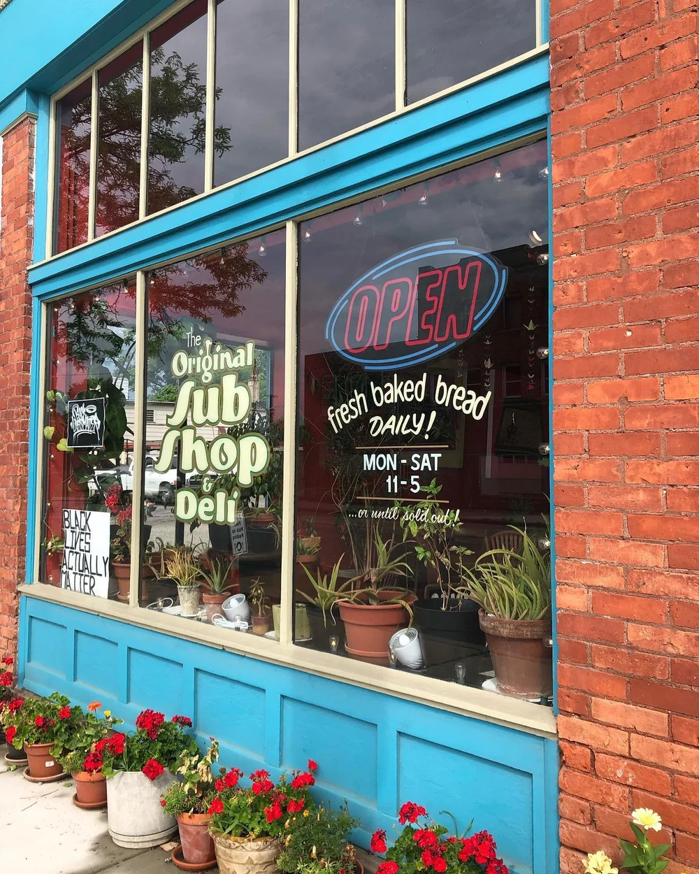 Where to Buy Our Ice Cream — Swanky Scoops