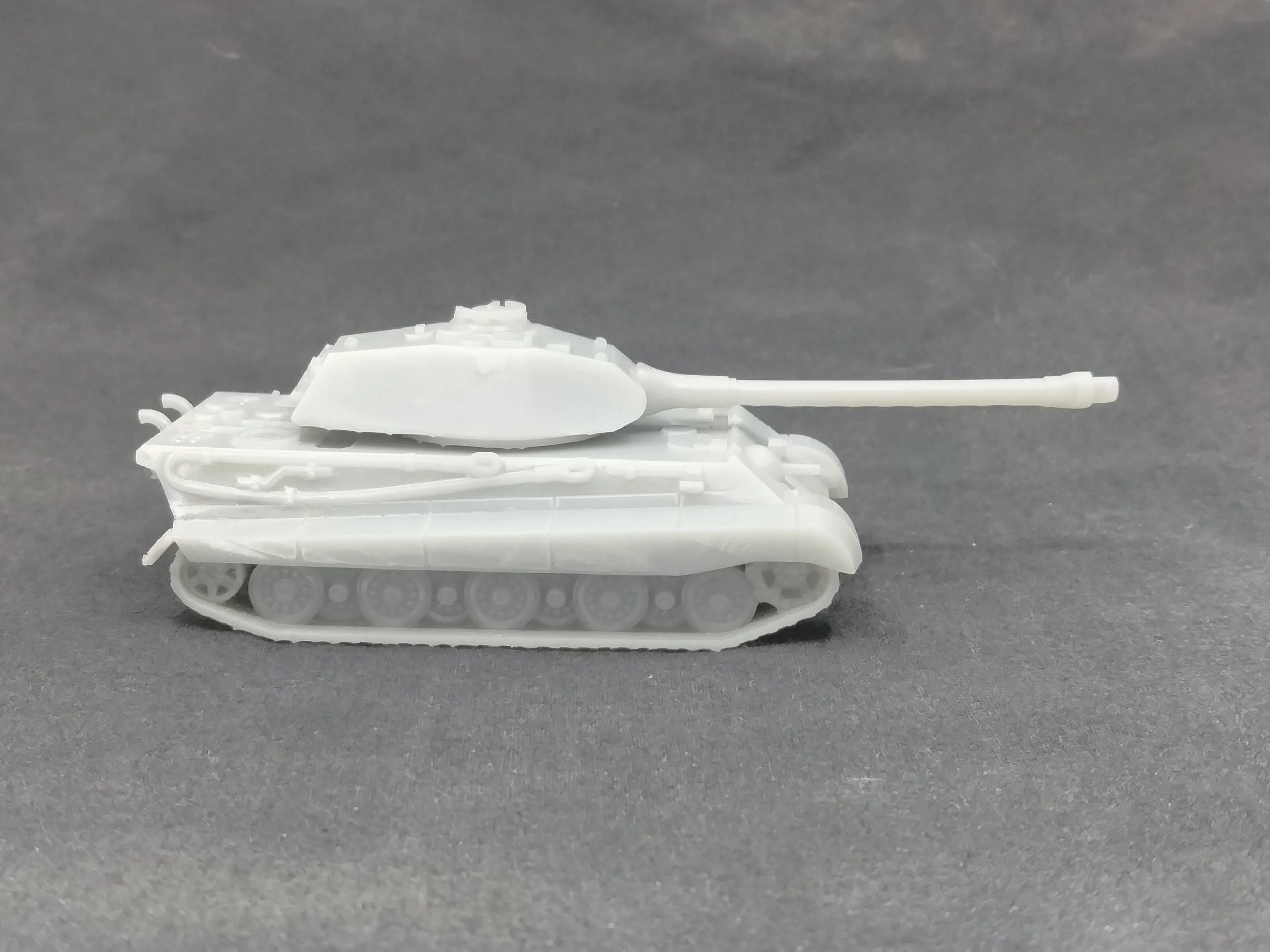 Porsche Tiger 2 A.jpg