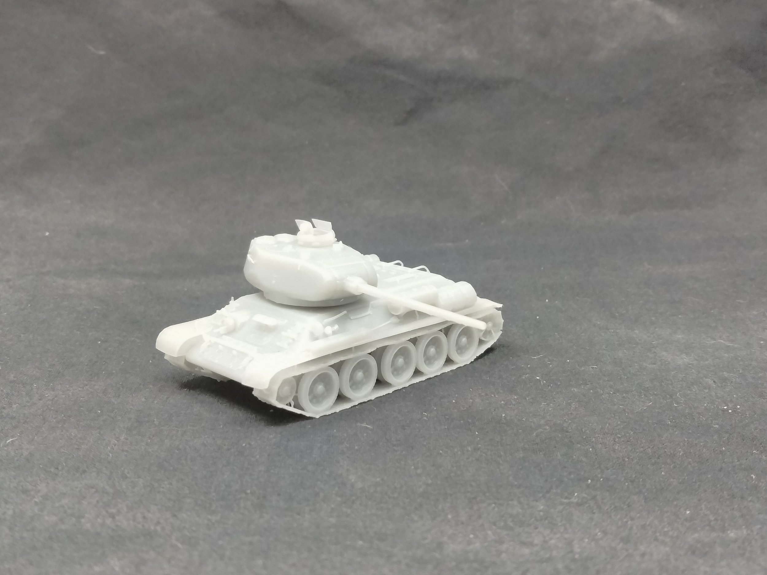 T-34-85 m B.jpg