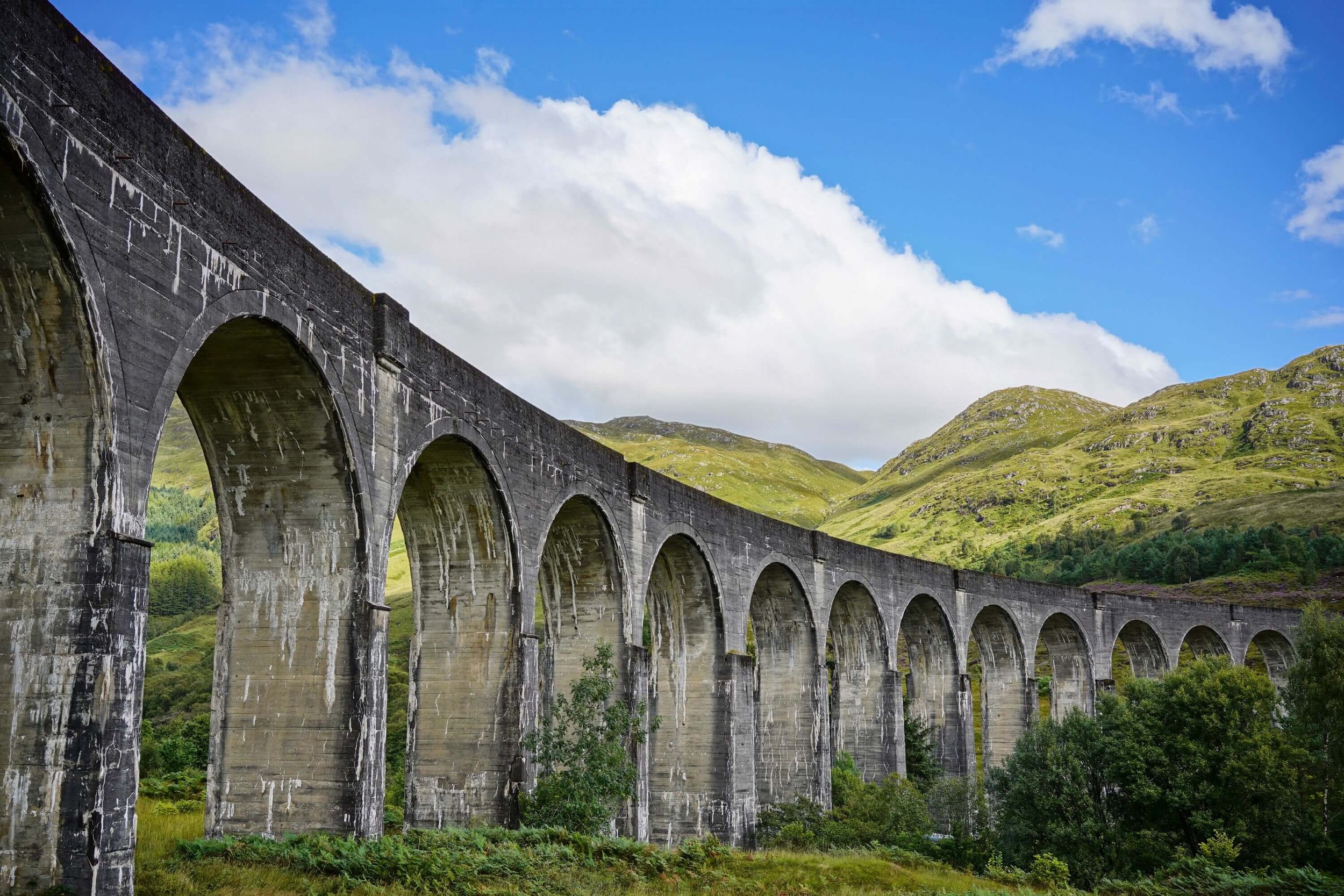 vegan-travel-scotland-jacobite-steam-train (1).jpg