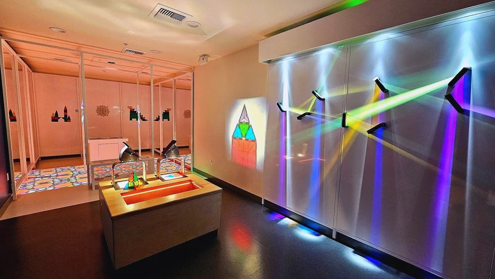 Modesto Color Center Exhibits & Experiences — Modesto Children's Museum