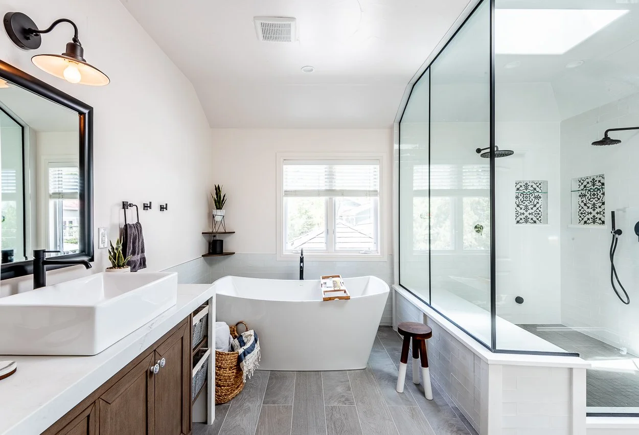 Transitional Bath | BONSAI Design + Build
