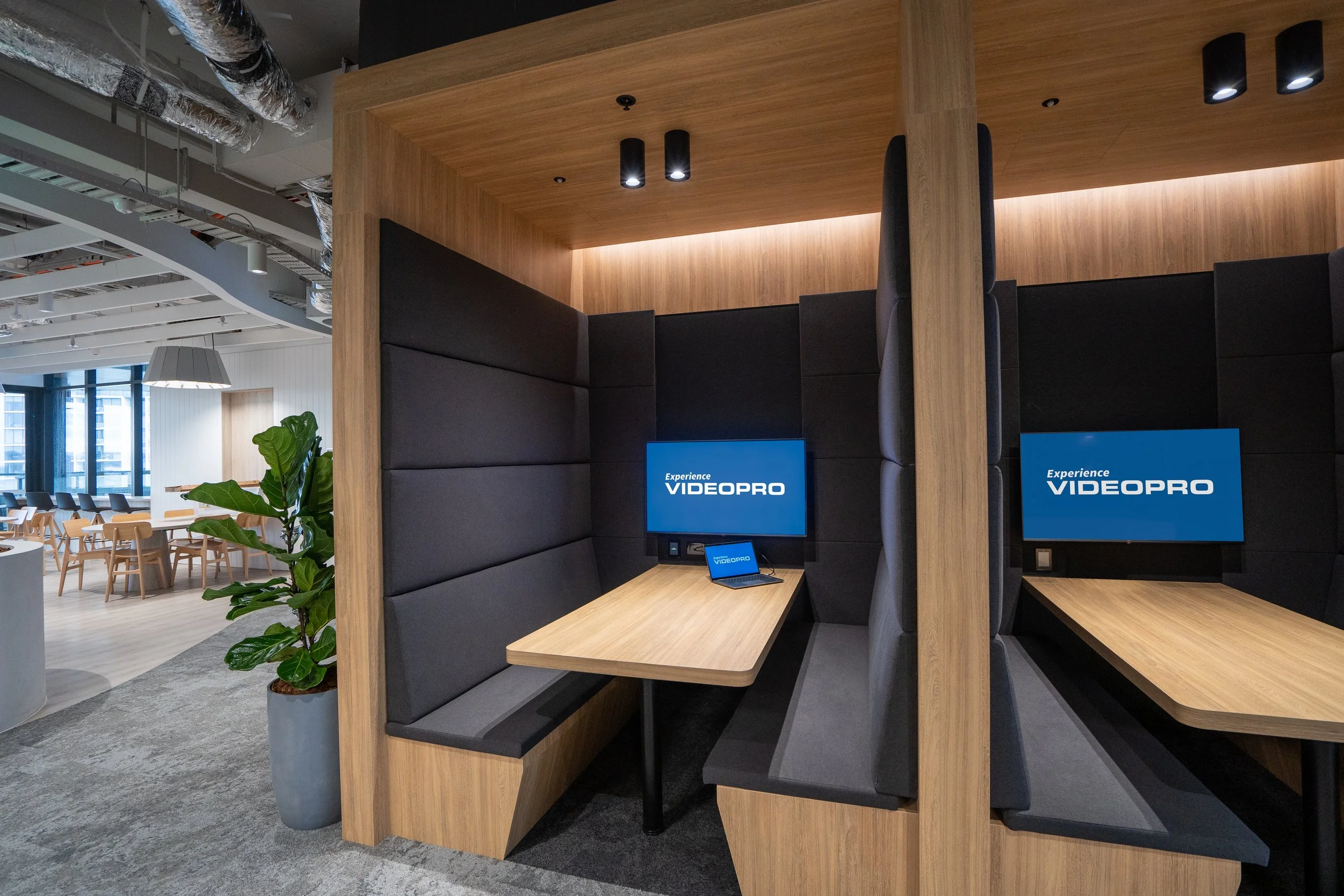 SCC Meeting Booth Image 2.jpg