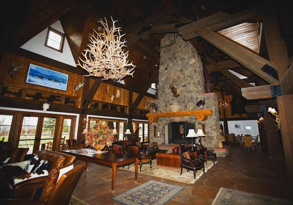 The Lodge mounts animals as decoration, and antler chandeliers preside over the Great Room. (Courtesy The Lodge and Ranch at Chama)