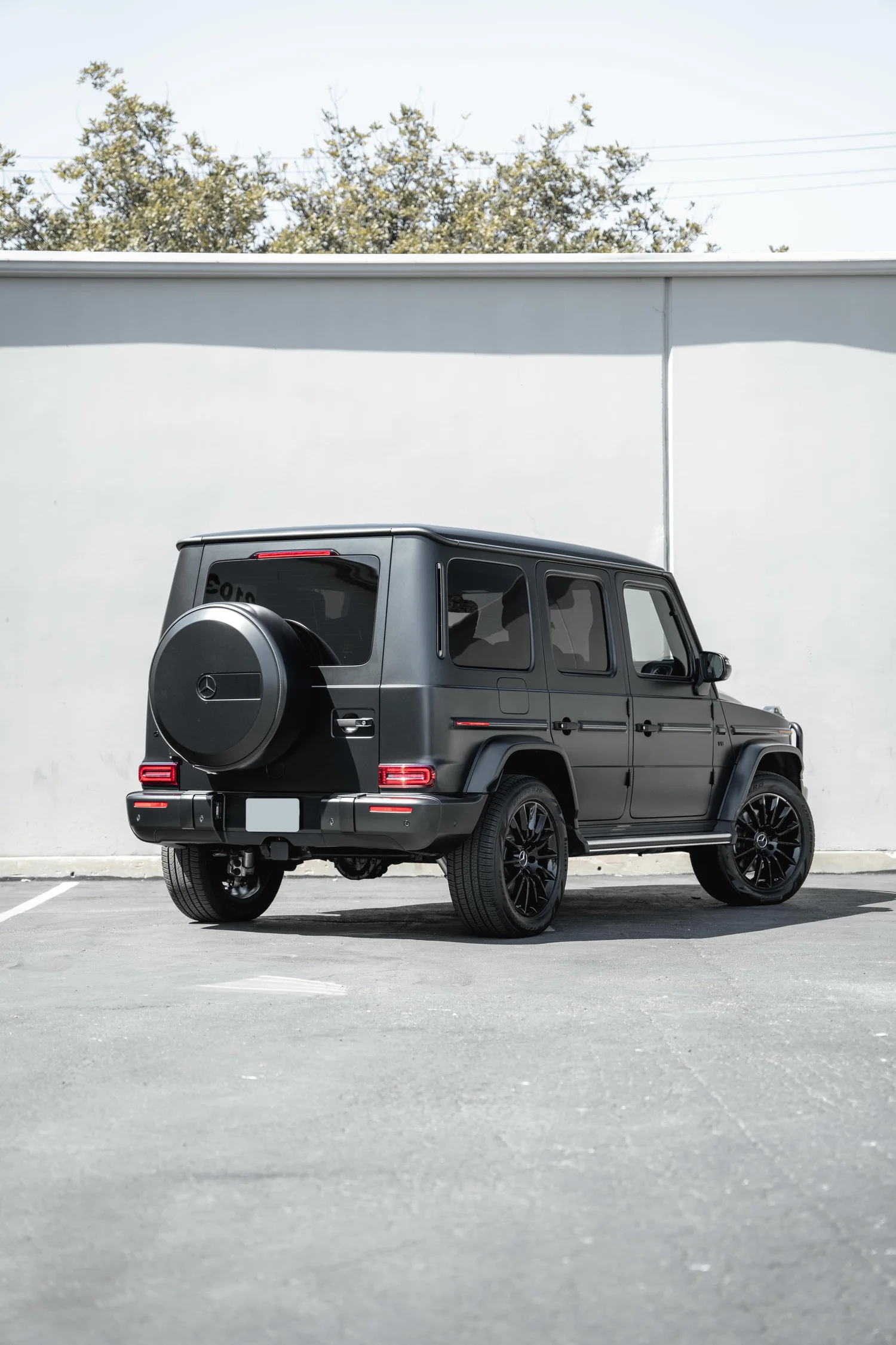 Completed Mercedes-Benz G 550 project in Irvine