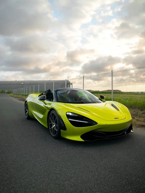 Green McLaren 720S project photograph