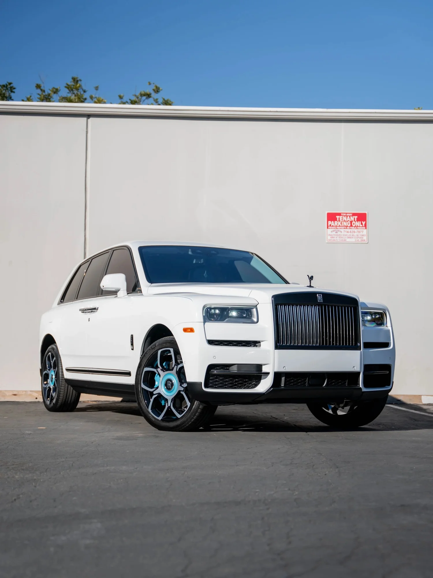 White Rolls-Royce Cullinan after Paint Protection Film (PPF), Window Tint and Ceramic Coating, front-right three-quarter view