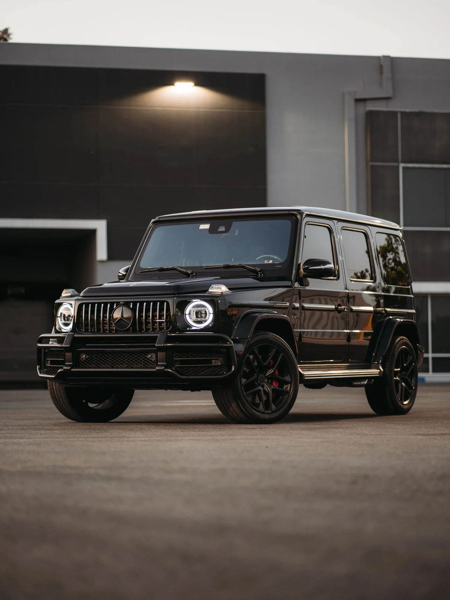 Mercedes-AMG G 63 after Paint Protection Film (PPF) and Blackout Package, front-right three-quarter view