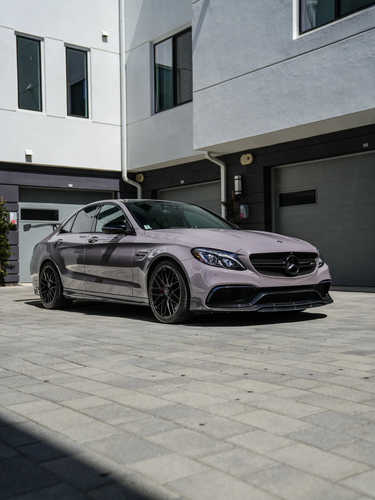 Mercedes-AMG C 63 S Inozetek Pigeon Grey after Vinyl Wrap, front-right three-quarter view