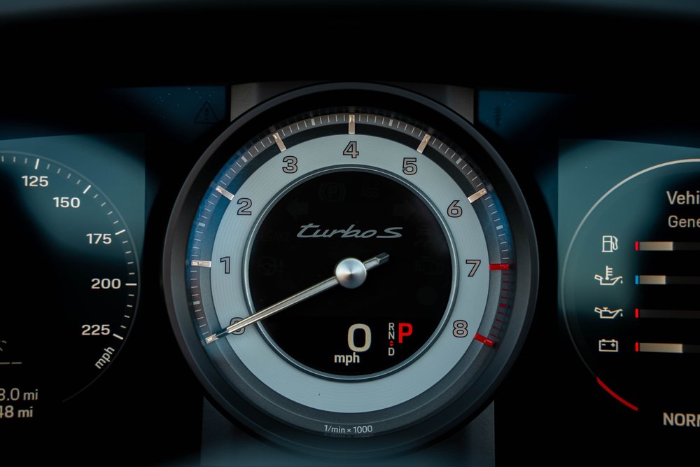 Chalk Porsche 911 Turbo S, Turbo S tachometer close-up