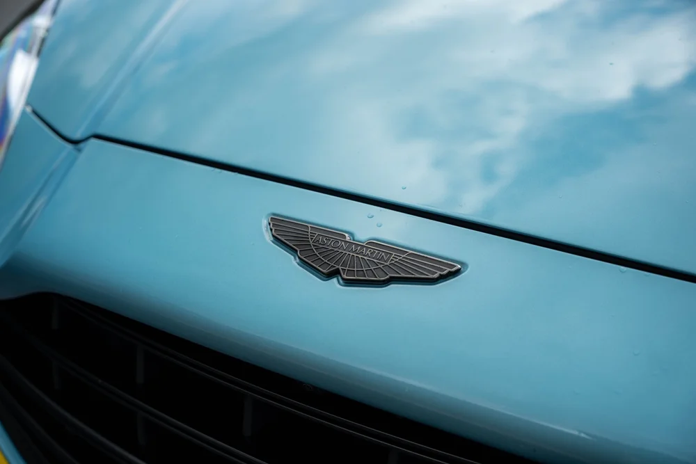 Aston Martin DBX 707 Aston Martin hood badge and paint reflections