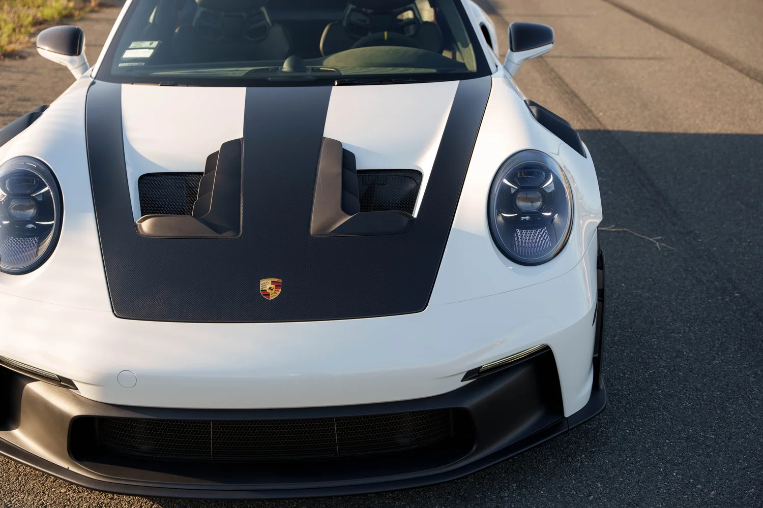 Top-down view of the hood, vents and front aero