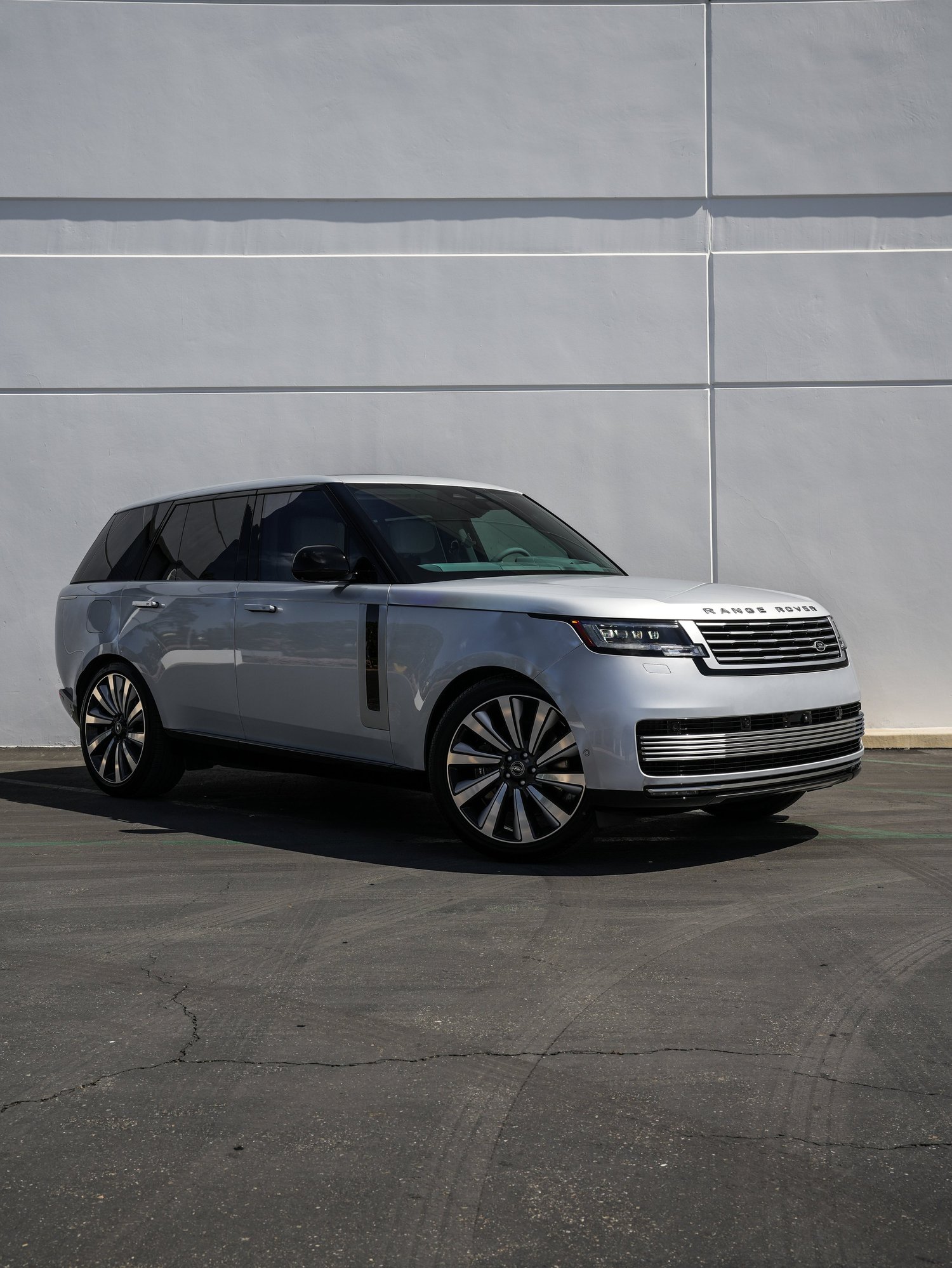 Range Rover SV front three-quarter view from the passenger side after full exterior PPF, window tint and ceramic coating