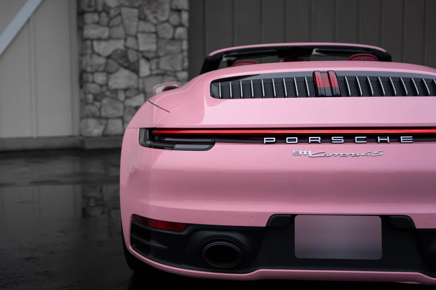 Porsche 911 Sakura Pink after Vinyl Wrap, direct rear view