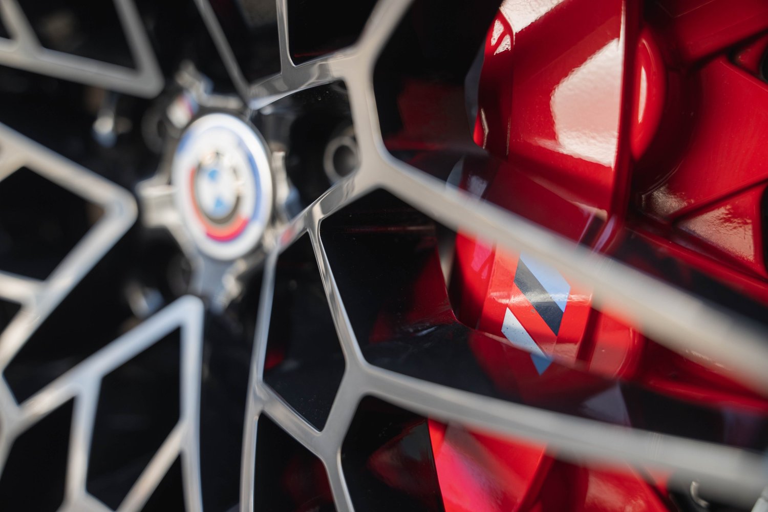 BMW M4 Silver Vinyl Wrap, brake-caliper and wheel detail