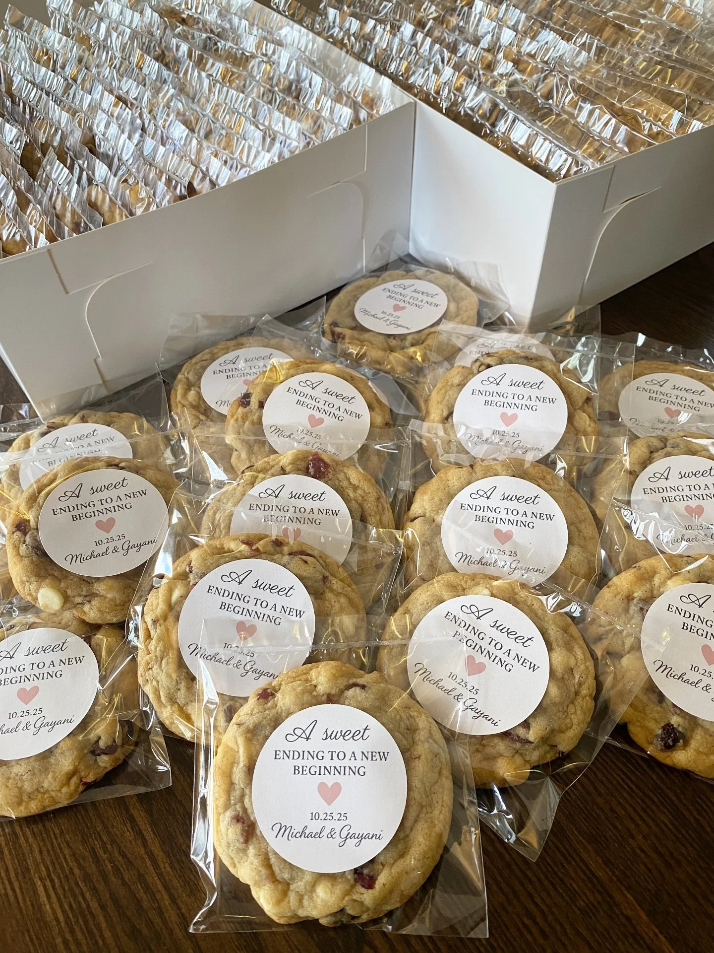 A sweet ending to a new beginning! Thanks for letting our cranberry white chocolate chip cookies be the perfect treat for your incredible celebration. 🎉