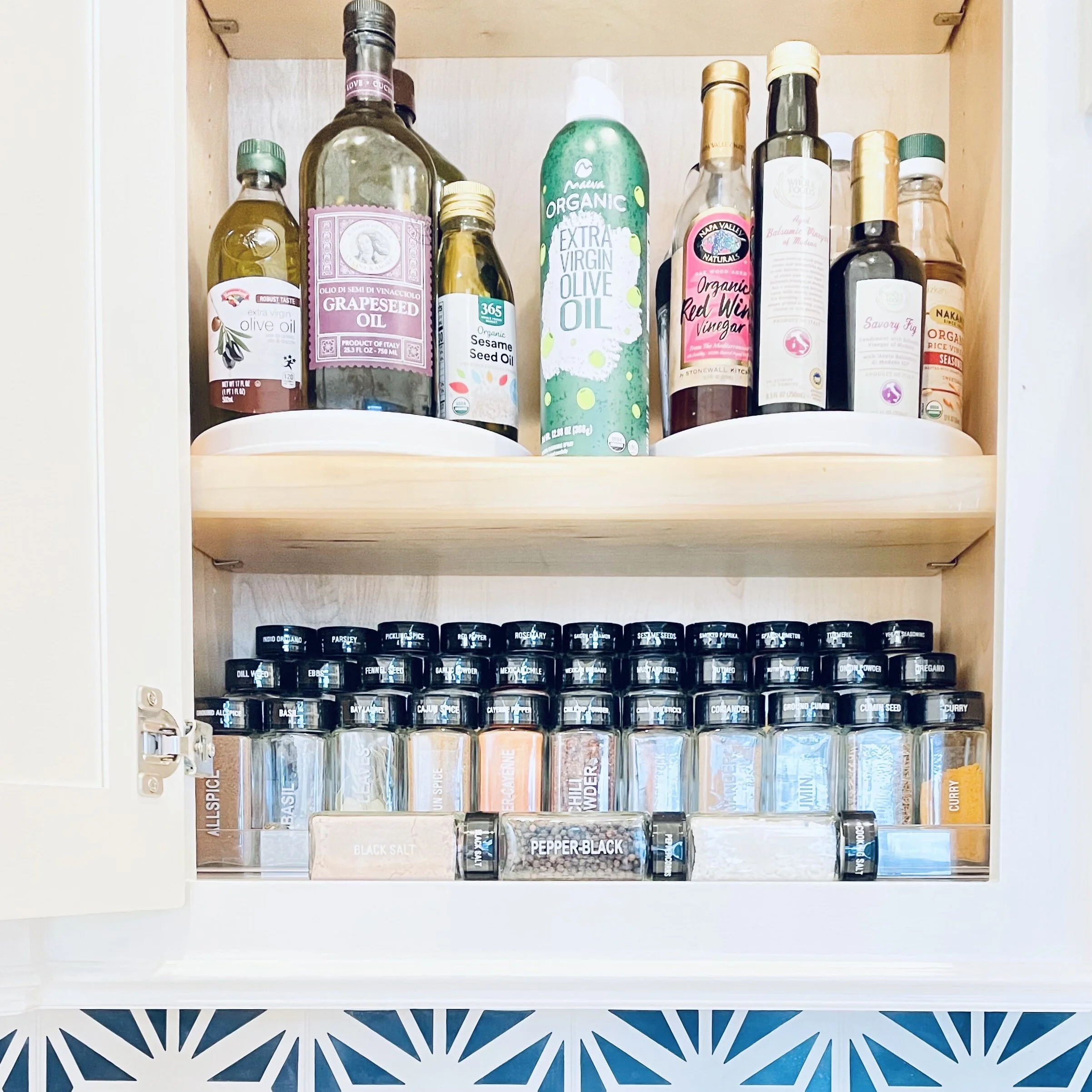 Kitchen Cabinet