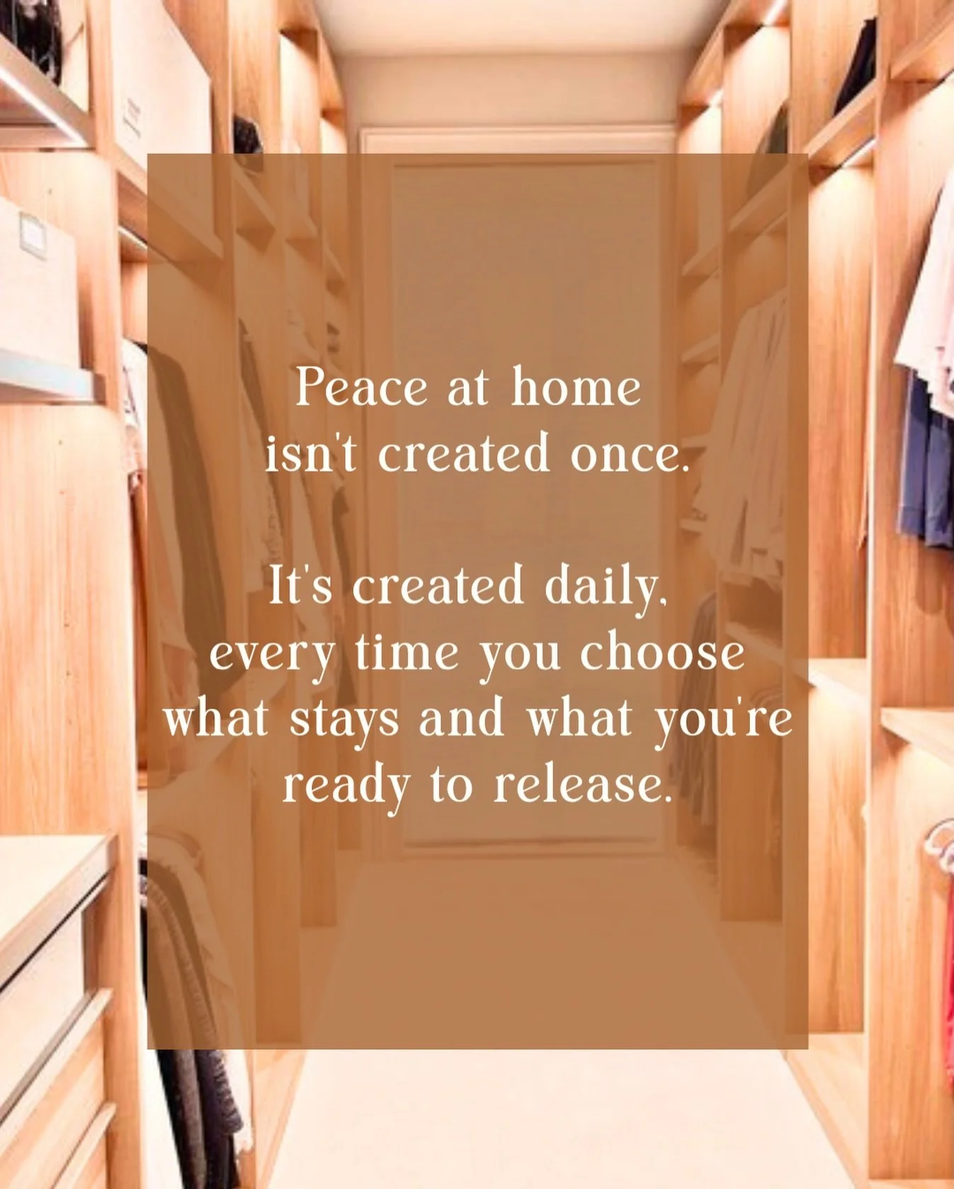 We&rsquo;re always welcoming new things into our homes&hellip;kid stuff, work stuff, gifts, mail, groceries, Amazon boxes&hellip; life doesn&rsquo;t stop coming in.

But peace at home isn&rsquo;t created in one big clean-out.
 It&rsquo;s created in t