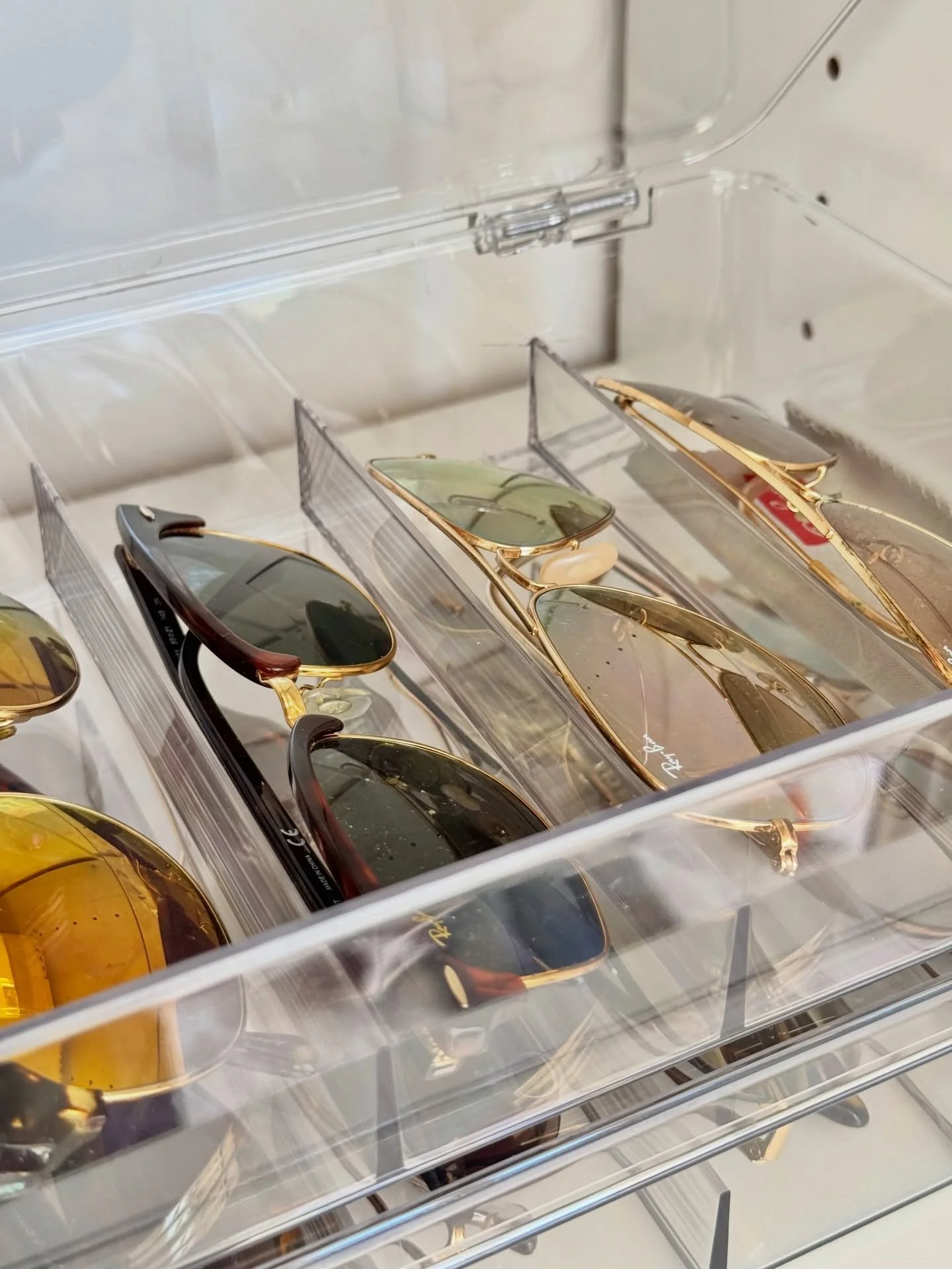 You don&rsquo;t need organizing products to be organized&hellip;
but sometimes the right ones just make everything smoother! 👏

Swapping bulky sunglass cases for clear, stackable one = easy access, less rummaging, and a setup that actually works wit