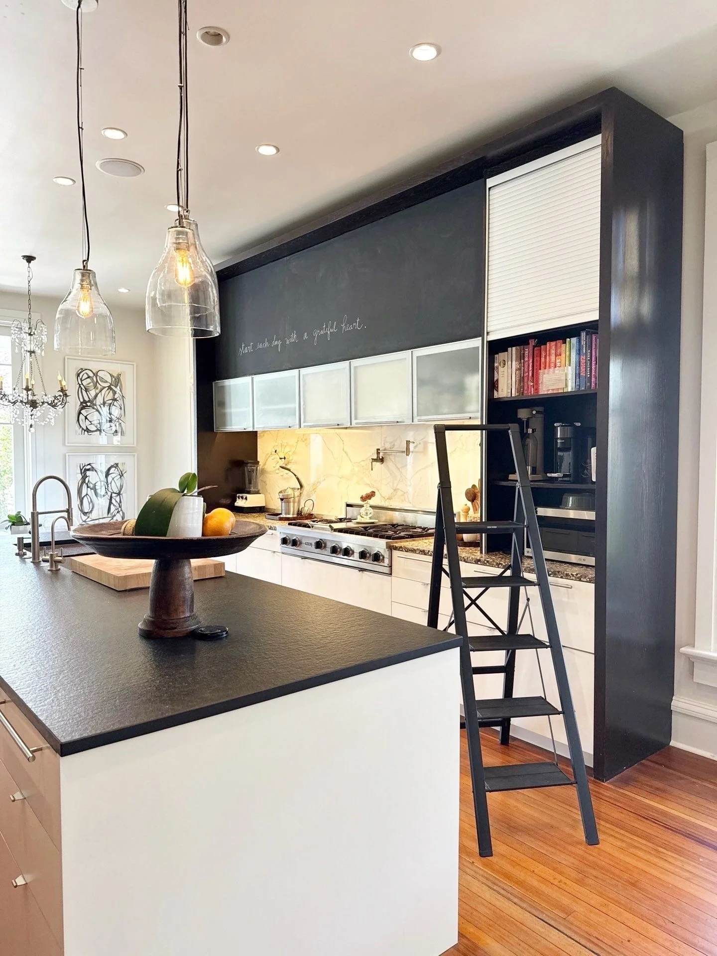 When everything has a place, hosting feels different.

An organized kitchen isn&rsquo;t just beautiful&hellip;it&rsquo;s functional, calm, and ready for guests at a moment&rsquo;s notice. No scrambling. No stress. Just open the door, light a candle, 