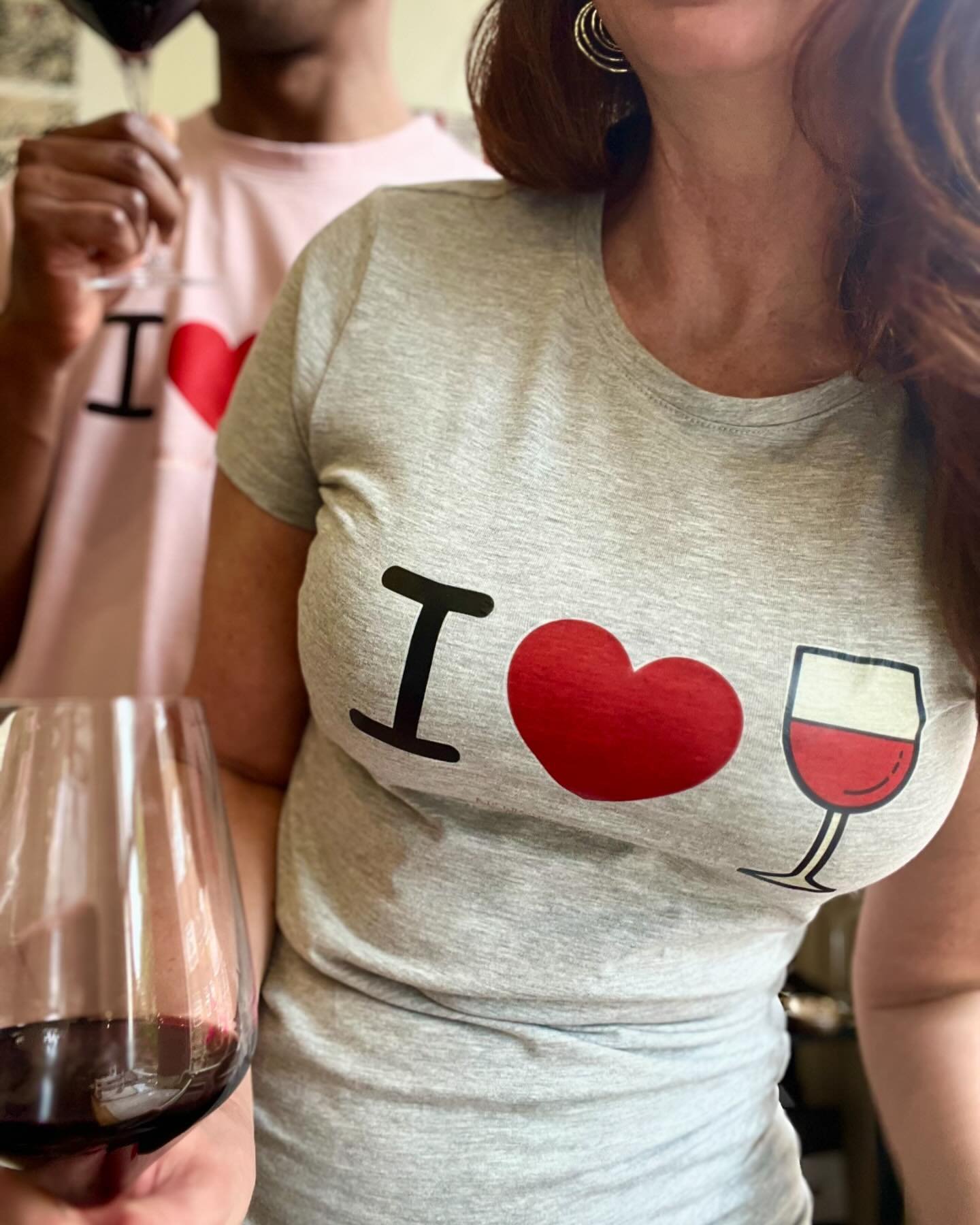 We ❤️ 🍷, how about you?