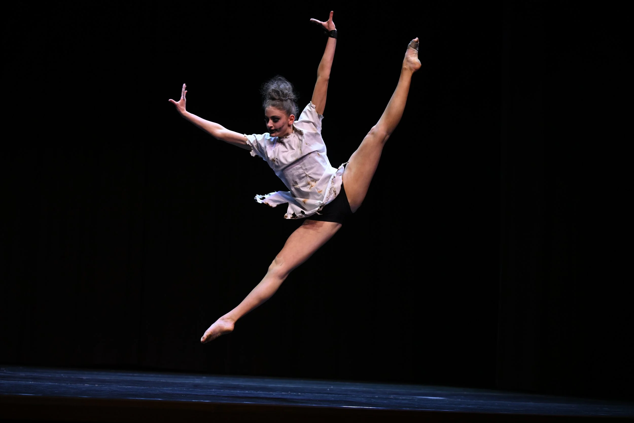 Win Jun Mod Chloe Vounasis.JPG