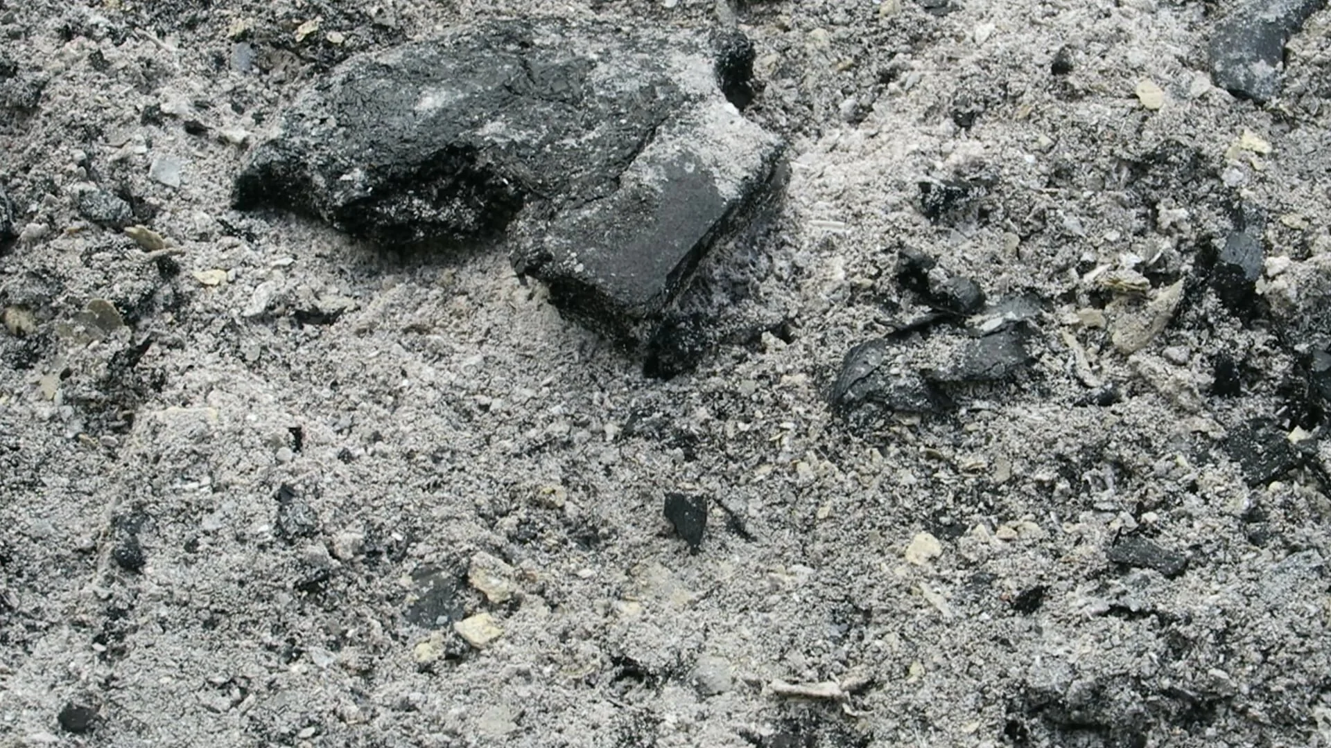 Med hodet i regnet - 2018 - 00:03:47