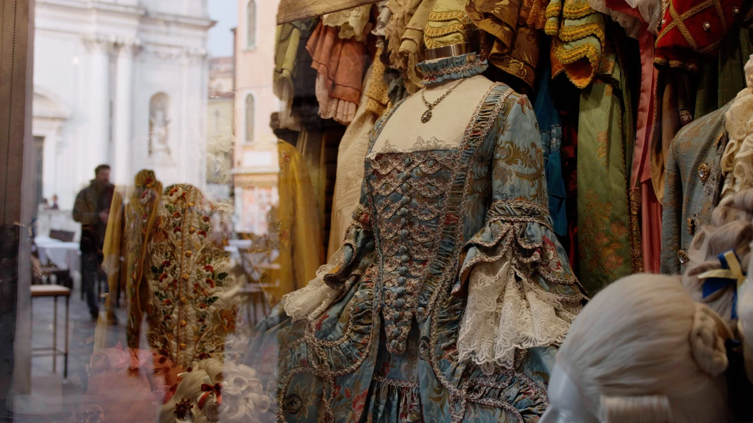 Venice costumes0.jpg