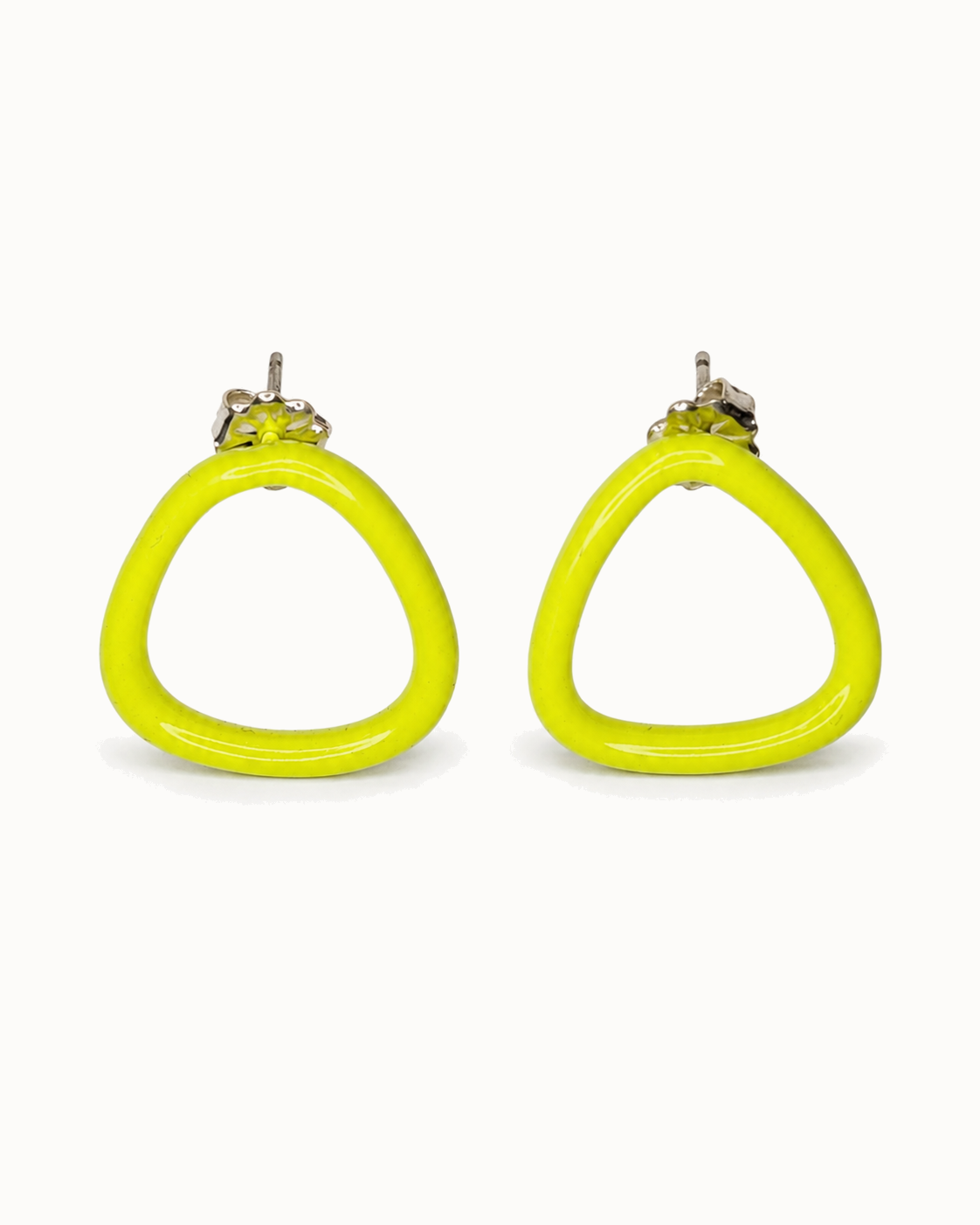 Enamel  studs.