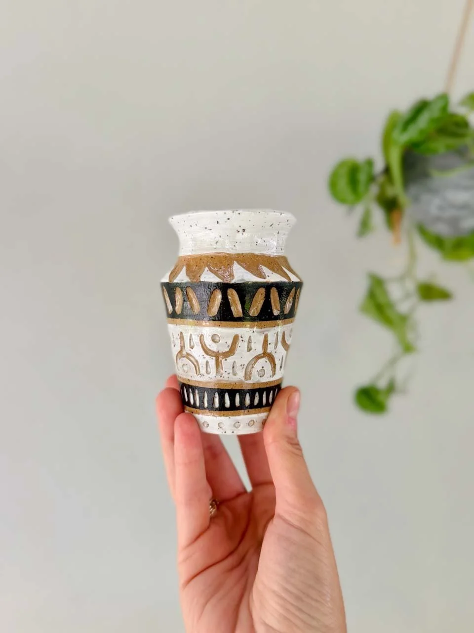 artisan-mini-carved-ceramic-vase-sunny-ceramics.jpg