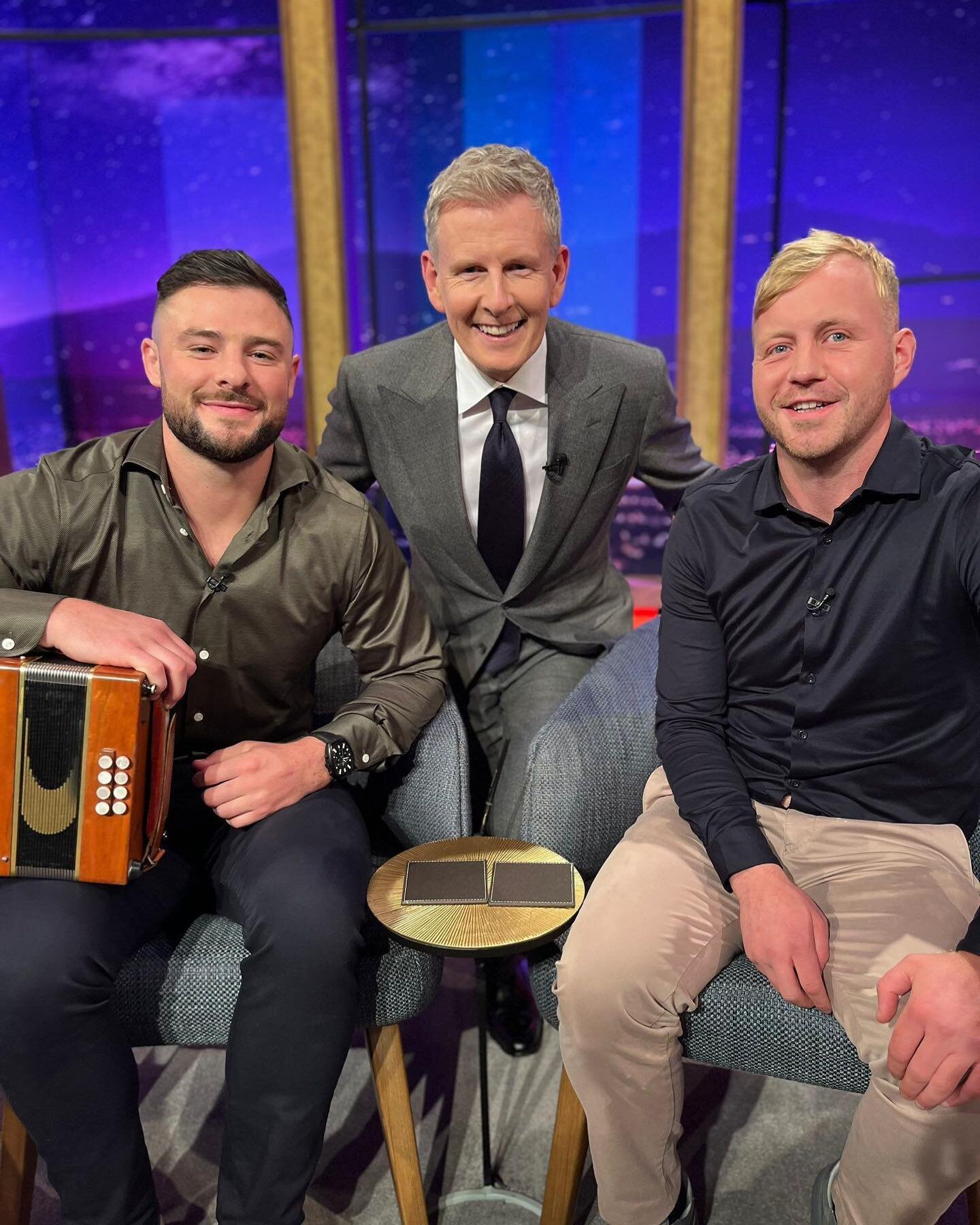 An unbelievable experience representing @vision_ireland with @robhenshaw on the @latelaterte. Wasn&rsquo;t the only blind boy on the night but think I did alright 😂 #prestigeworldwide